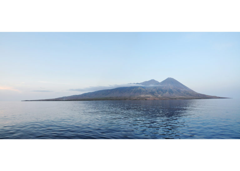 Between Sumbawabesar and Flores.