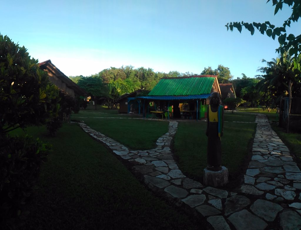 4 Pohon, Les 4 Arbres, Flores, Indonesie